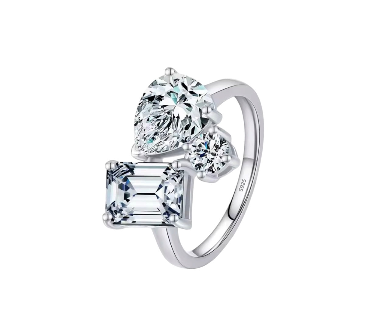 Bloo & Co Attached Ring in Silver