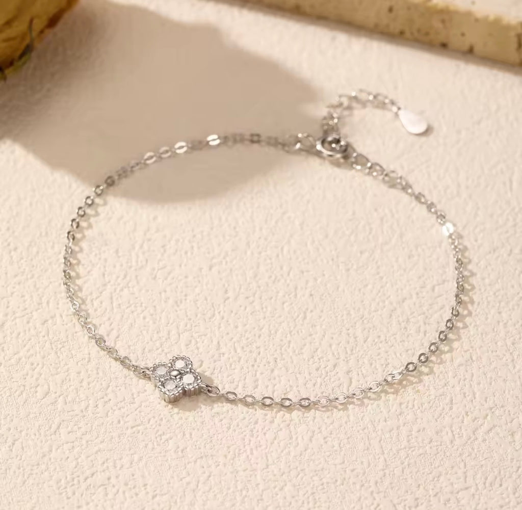 Bloo & Co Single Clover Silver Bracelet